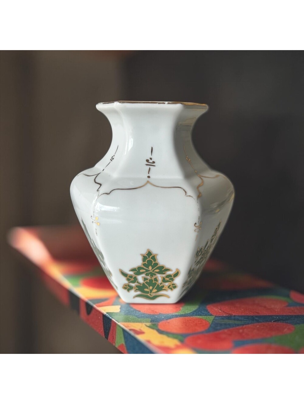 Neglan Turkish Porcelain Vase | Hand Decorated Ceramic Vase From Istanbul
